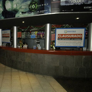 Clausurado Temporal del Cine UVK Larcomar