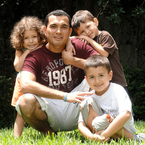 Jose Miguel Vasquez y Niños